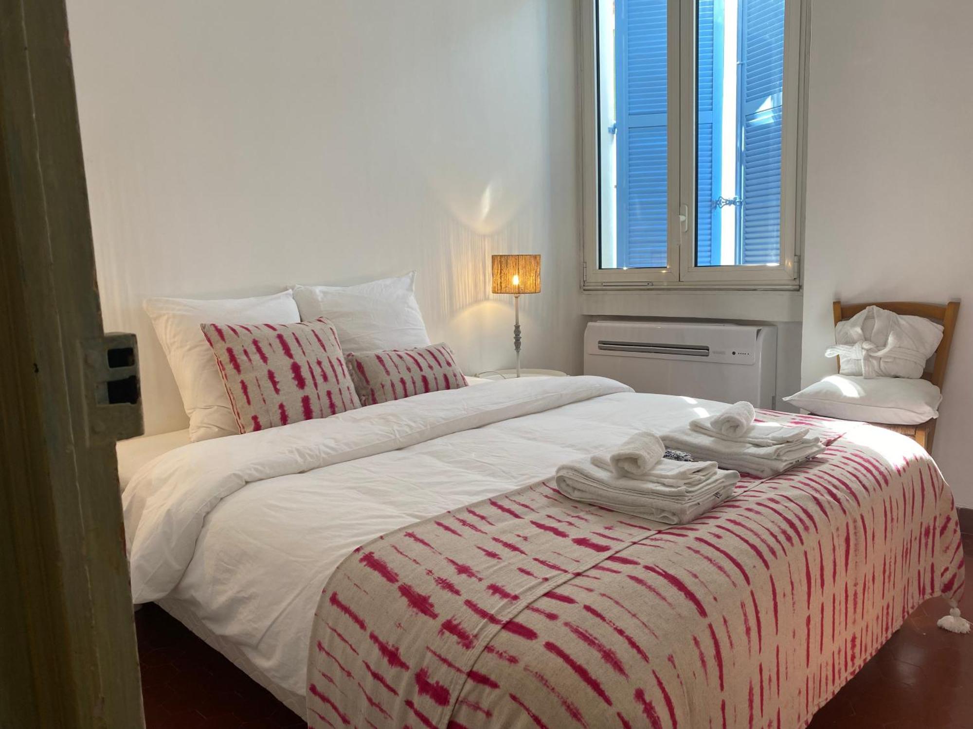 Click! Casa Lamartine Fabulous Ideal Location Walk To All!!! Cassis Dış mekan fotoğraf